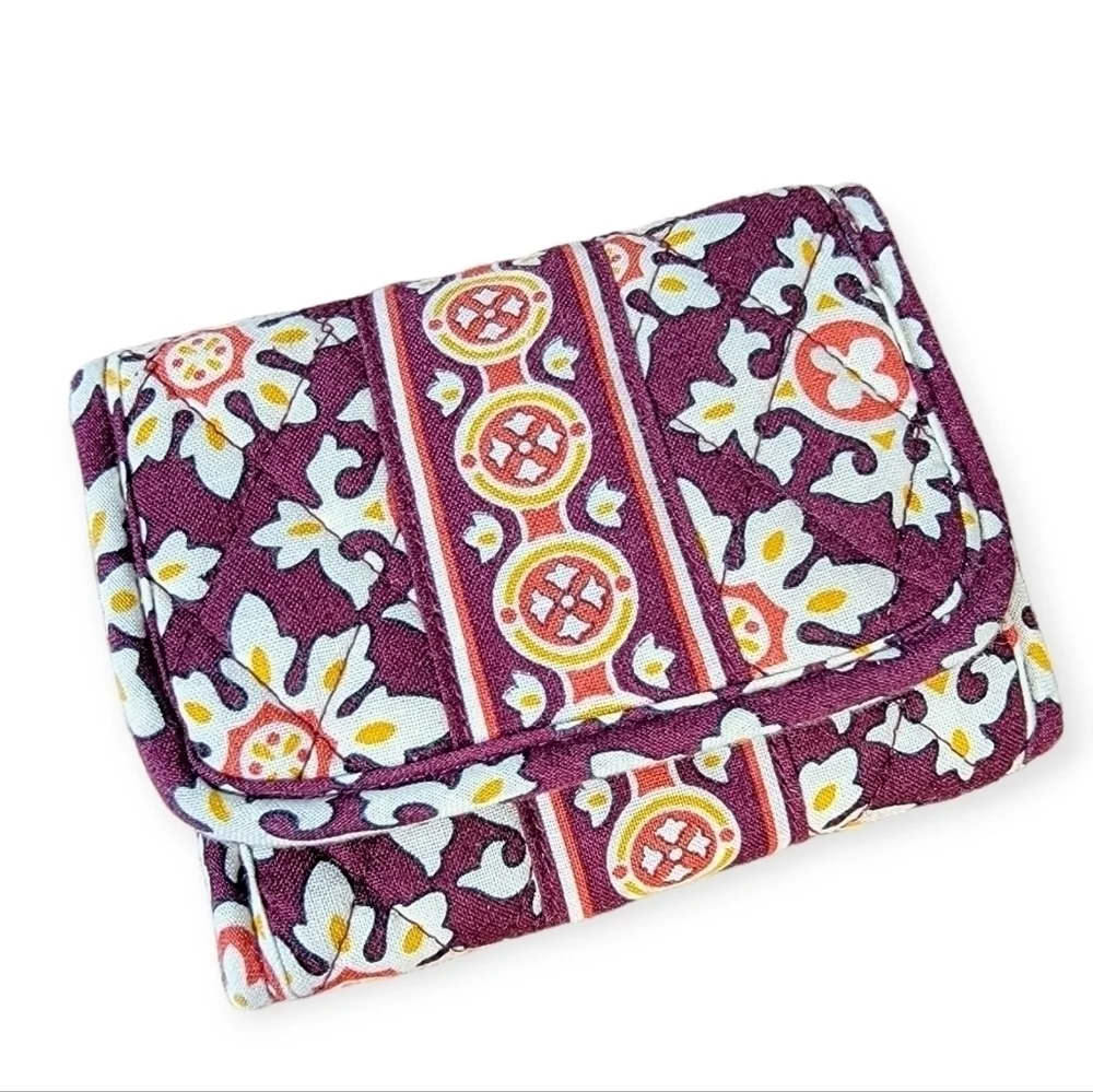 Vera Bradley Tri Fold Cloth Wallet Medallion Pattern Print - Picture 16 of 16